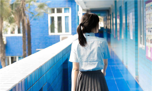 三才镇如何找到一个可以帮助我生孩子的女人？